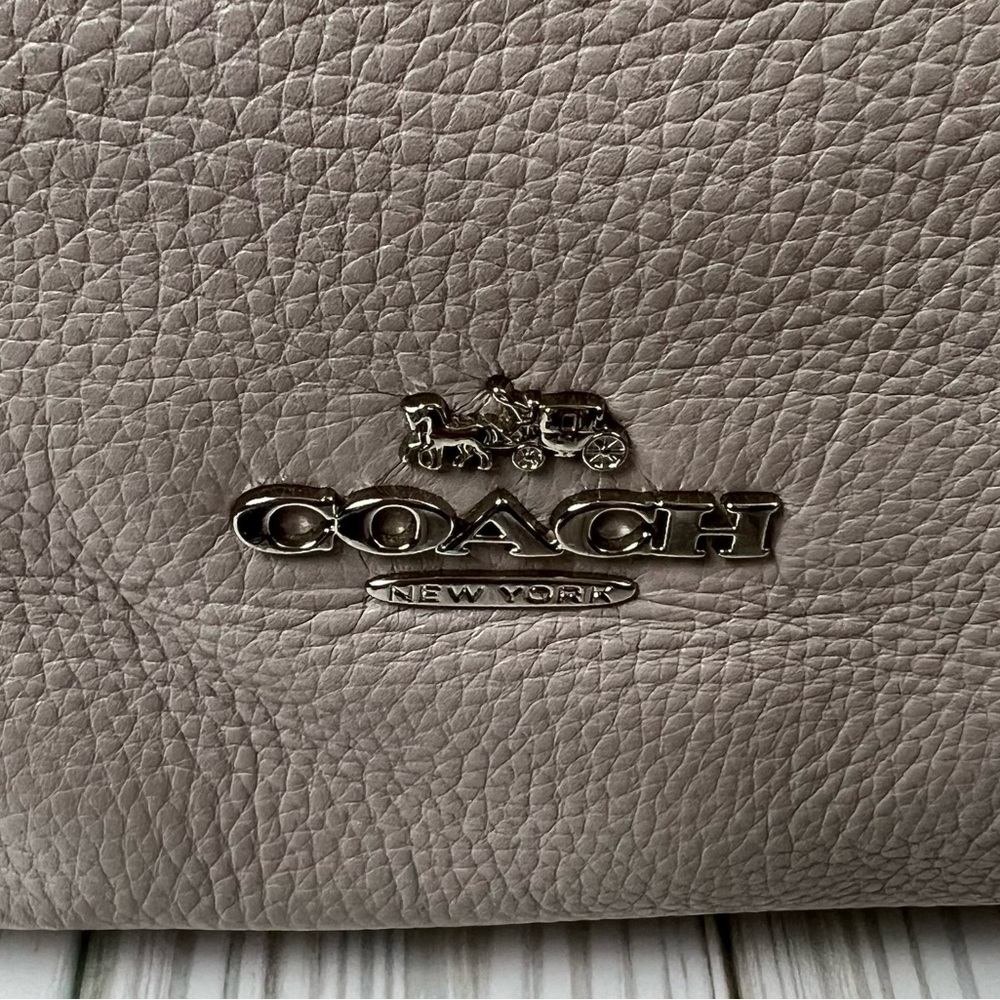 Coach Abby Duffle Chalk Soft Pebbled Leather Shoulder‎ Bag F31507 - Picture 6 of 9